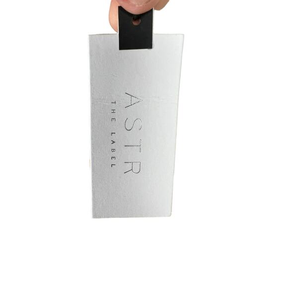 Astr the Label NWT New Pink Floral Wrap Dress sz Small - Picture 6 of 16